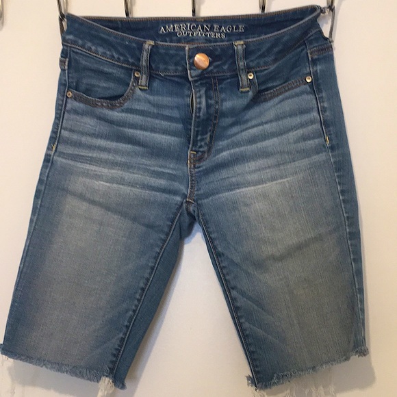 American Eagle denim shorts- super stretchy! - Picture 1 of 4